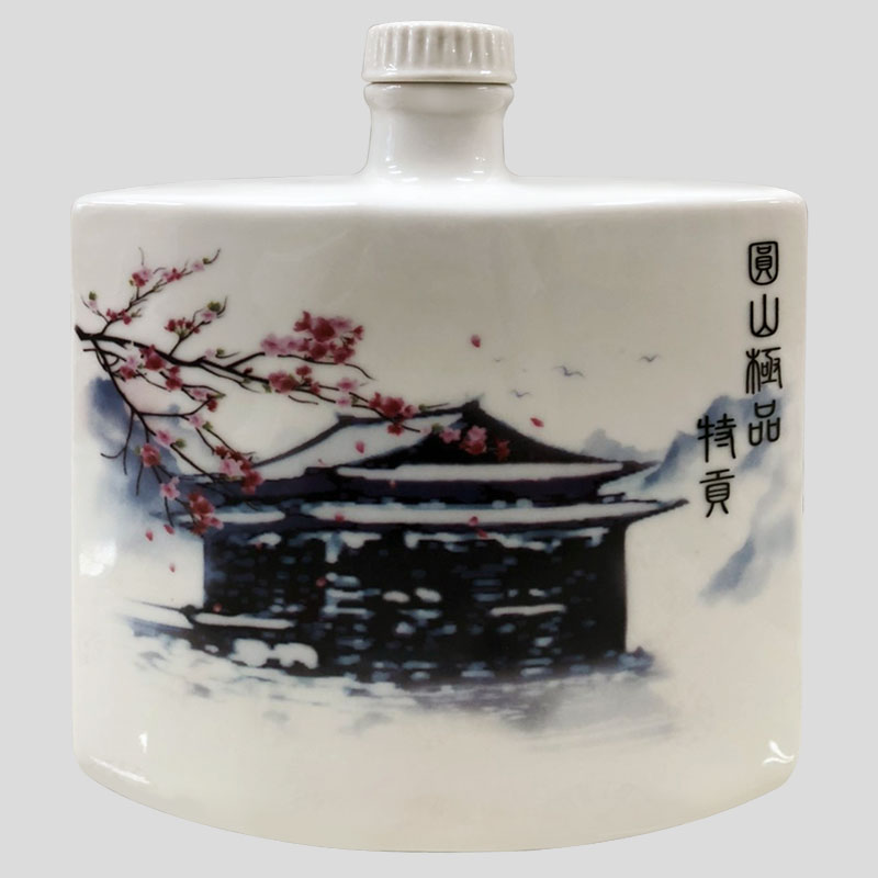 歐文瓷 圓山飯店紀念酒 滿容量600ml
